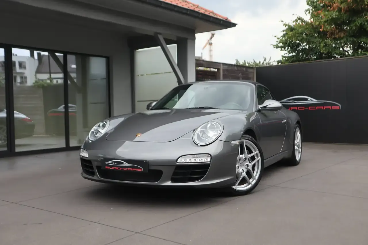 Porsche 911 - 1