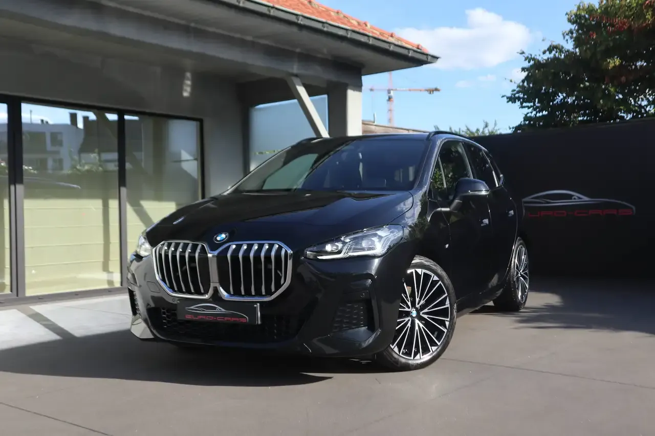 BMW 218 - 1