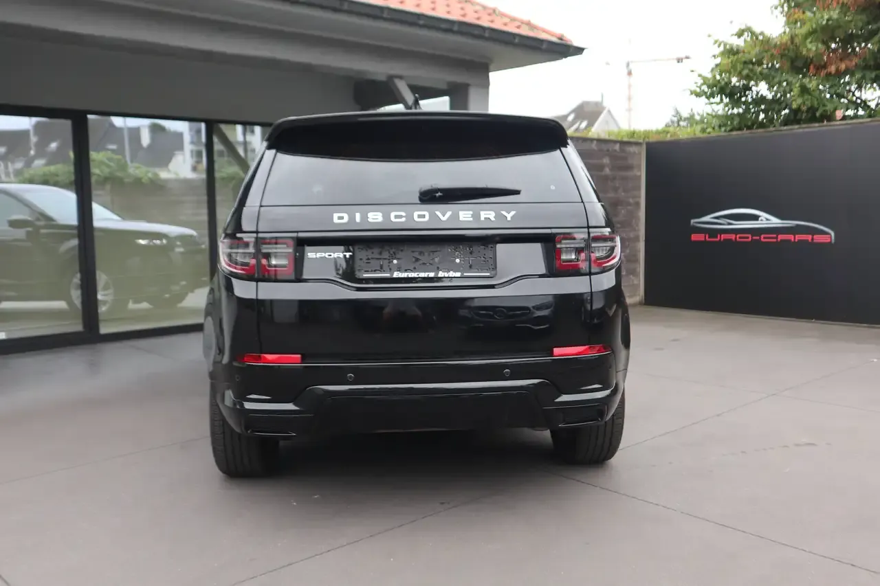 Land Rover Discovery Sport - 11