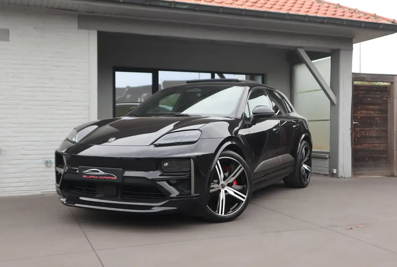 Porsche Macan - 11