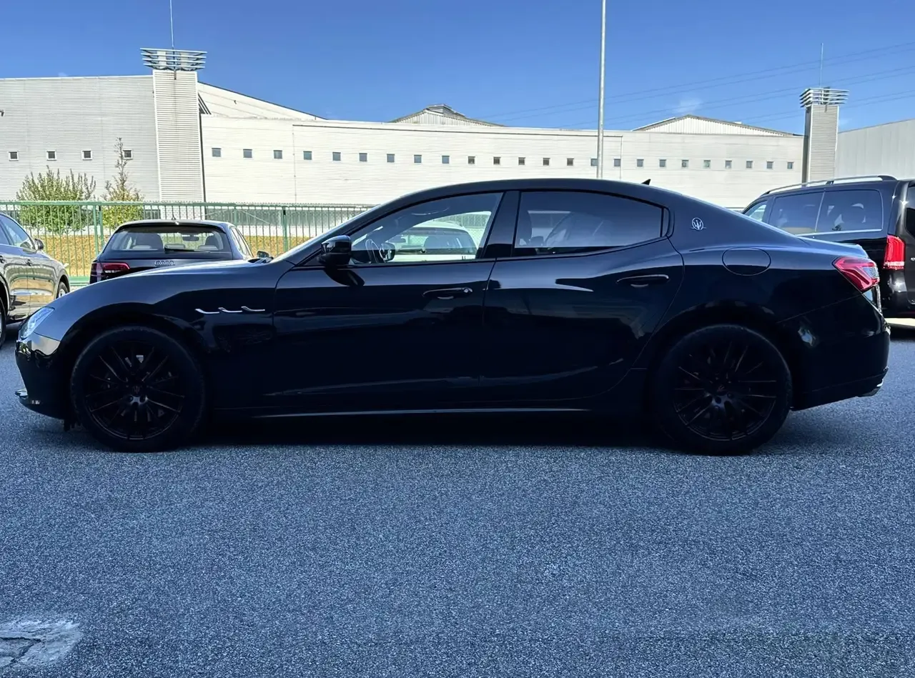 Maserati Ghibli - 4