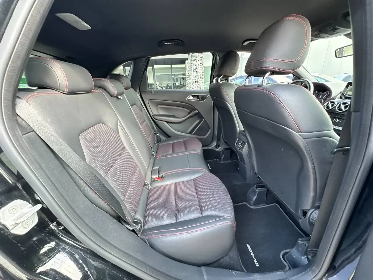 Mercedes-Benz B 200 - 11