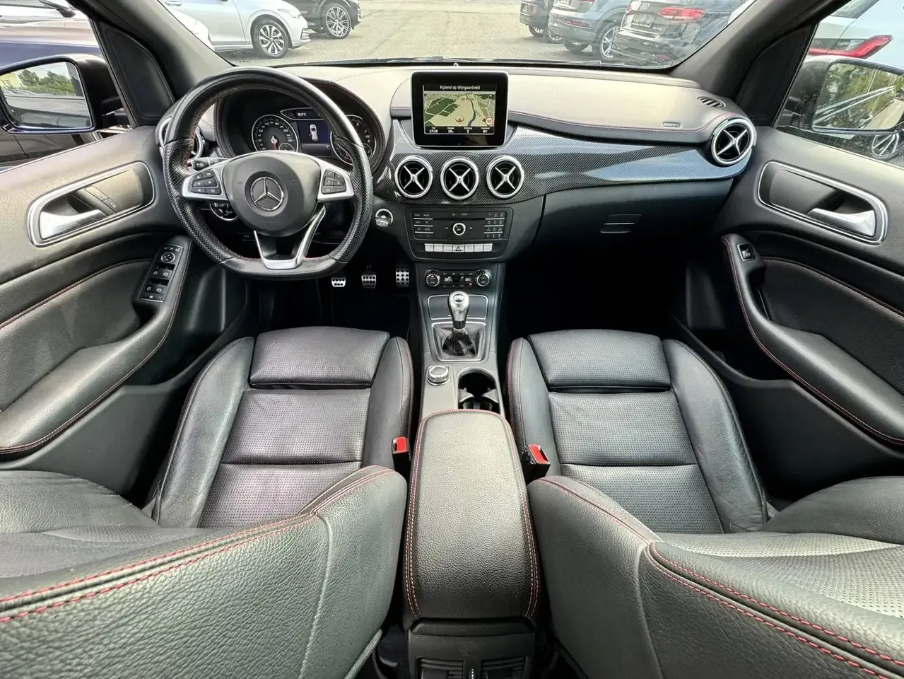 Mercedes-Benz B 200 - 12