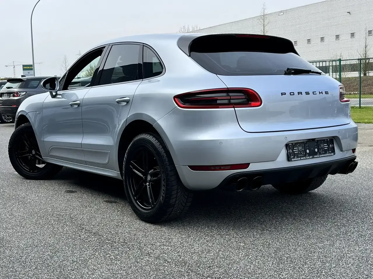 Porsche Macan - 5