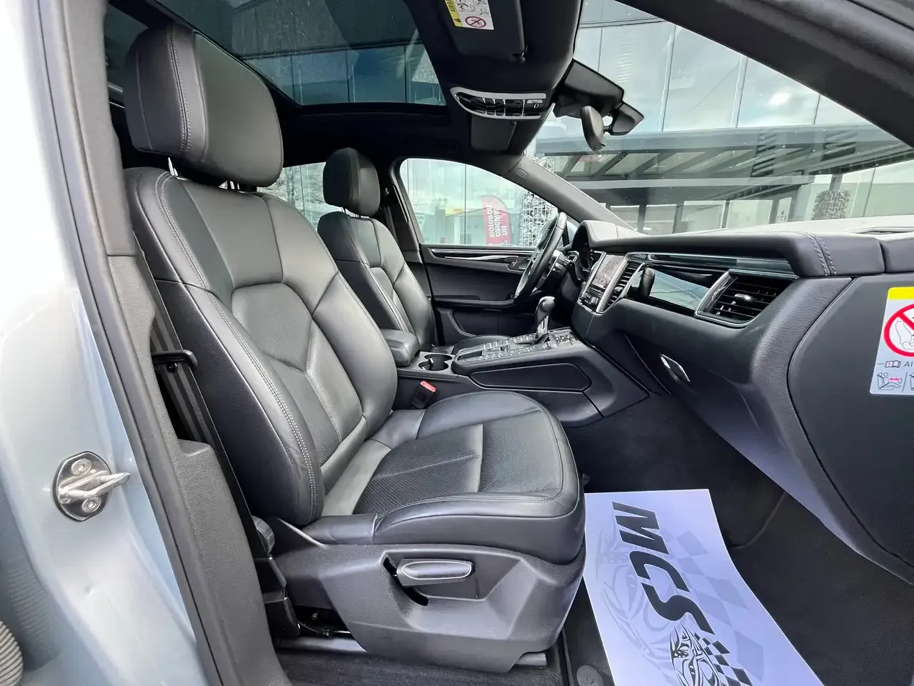 Porsche Macan - 10