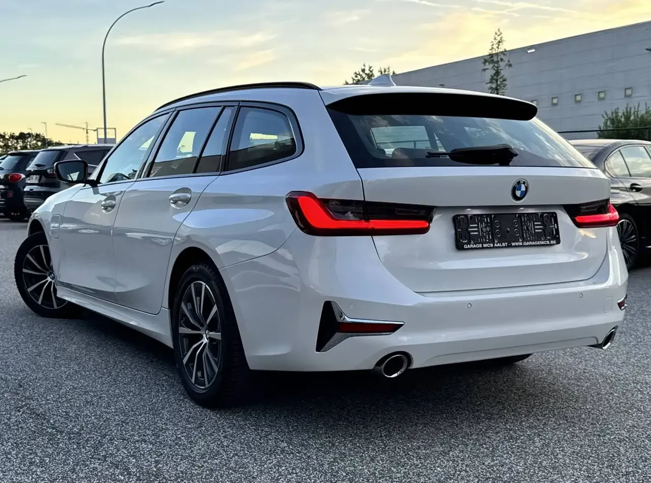 BMW 330 - 5