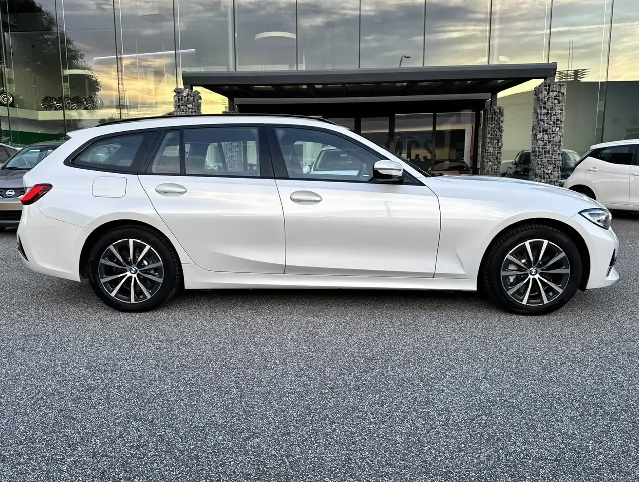 BMW 330 - 8