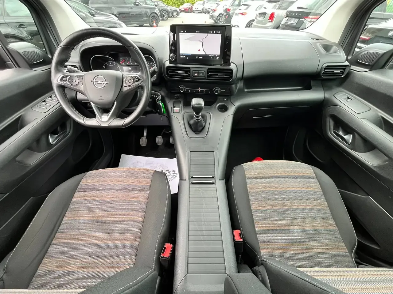 Opel Combo Life - 12