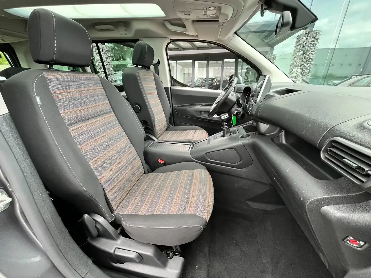 Opel Combo Life - 10