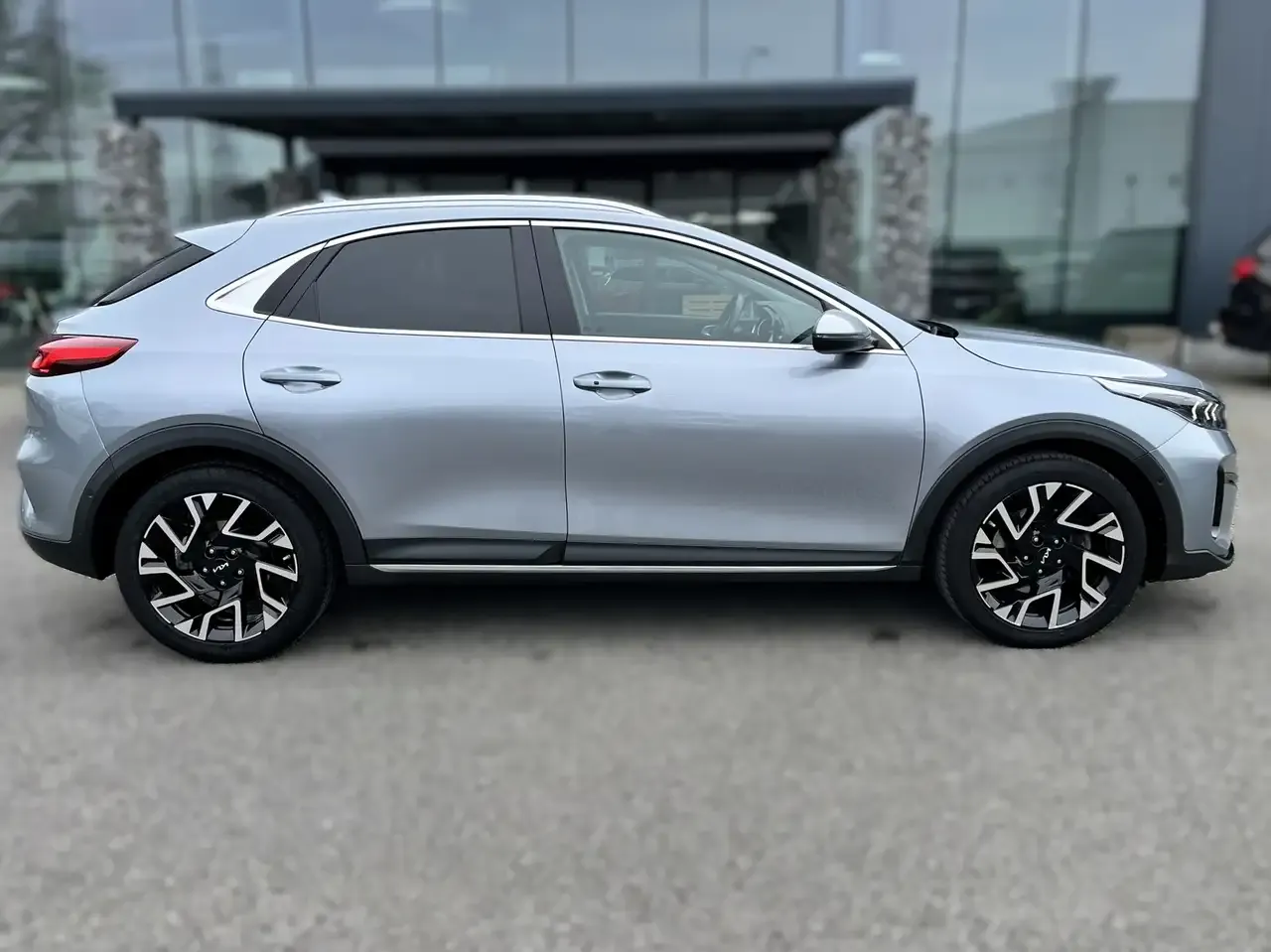 Kia XCeed - 8