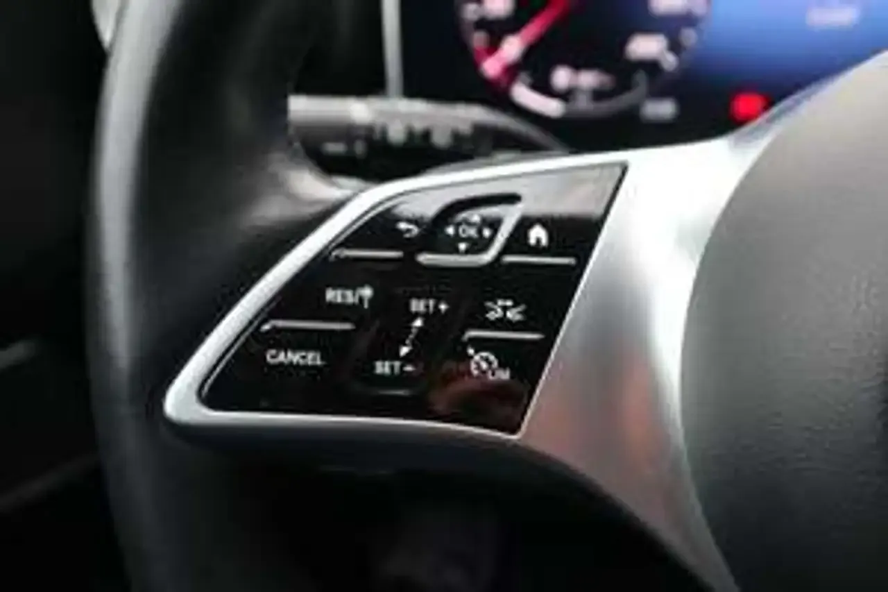 Mercedes-Benz C 220 - 12